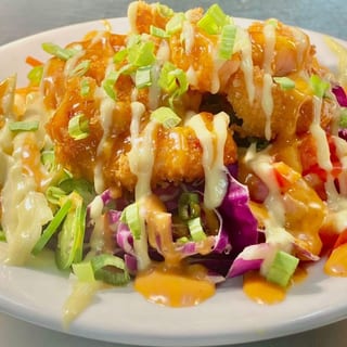 SHRIMP TEMPURA POKE BOWL