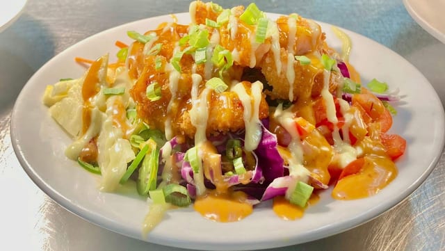 SHRIMP TEMPURA POKE BOWL