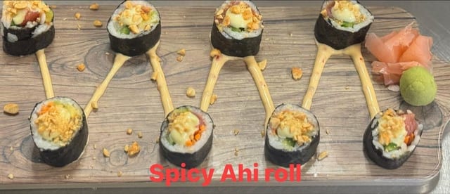 SPICY AHI TUNA ROLL